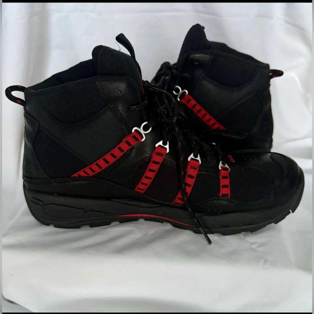 Nike Mid Air Mada 2K10 Men's Black and Red Hiking Boots